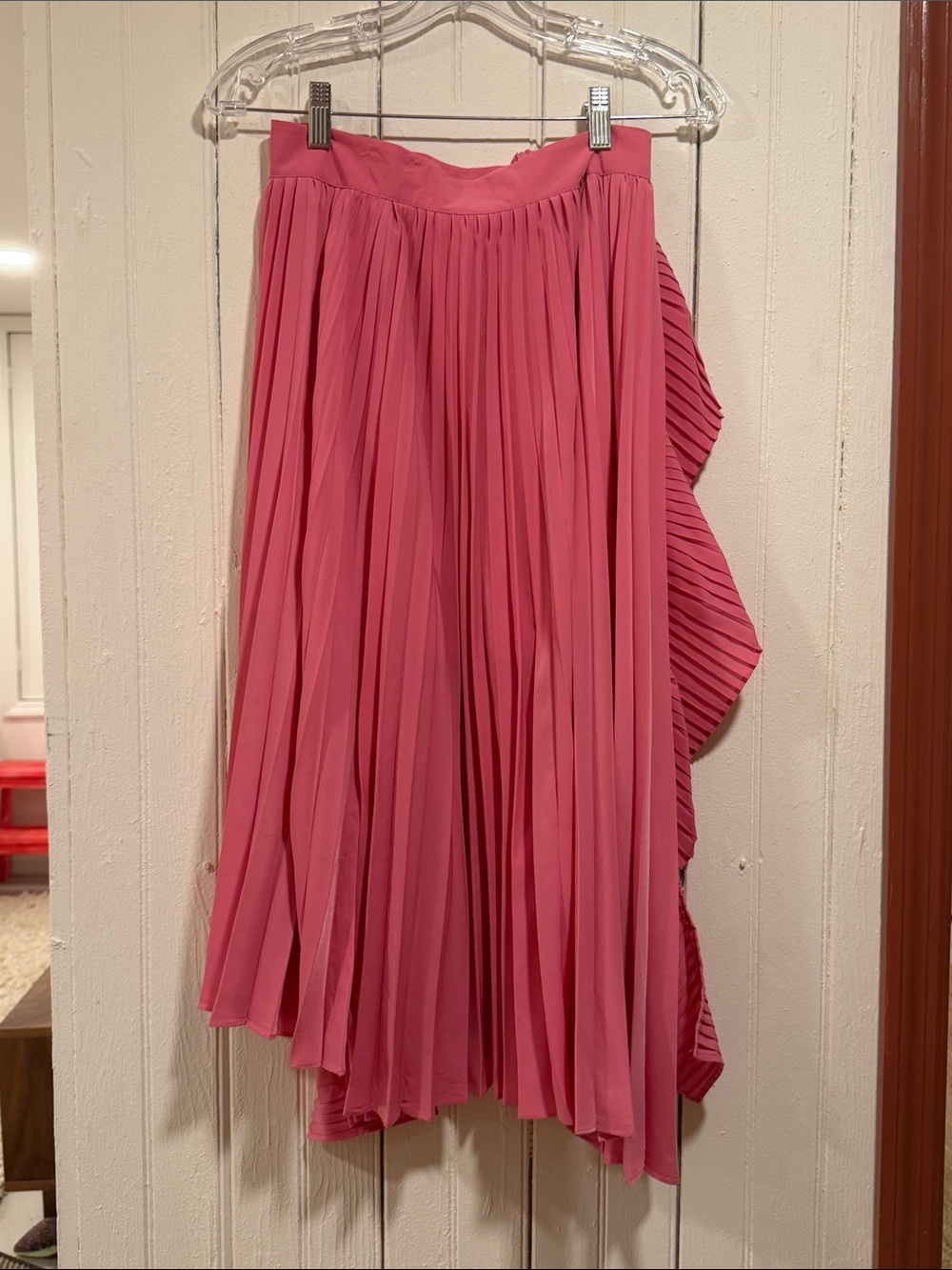 Pleated Midi Skirt in Pink